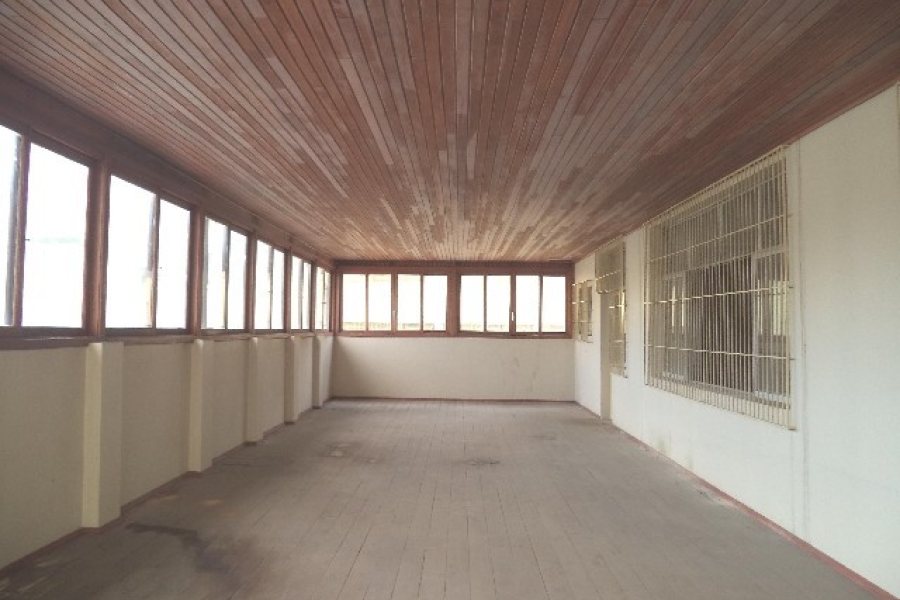 Loja com 500m², no bairro Centro em Caxias do Sul para Alugar ou Comprar