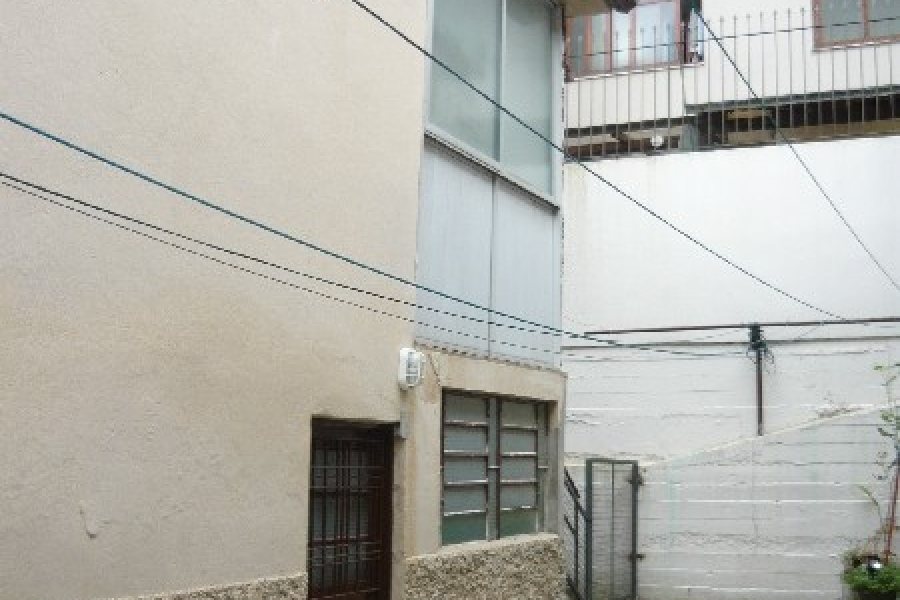Casa com 200m², 3 dormitórios, 1 vaga, no bairro Panazzolo em Caxias do Sul para Comprar