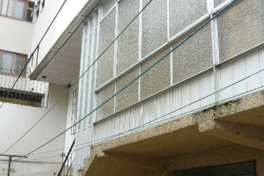 Casa com 200m², 3 dormitórios, 1 vaga, no bairro Panazzolo em Caxias do Sul para Comprar