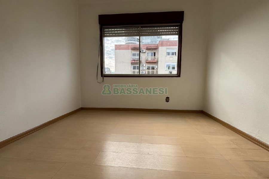 Apartamento com 91m², 3 dormitórios, 1 vaga, no bairro Panazzolo em Caxias do Sul para Alugar