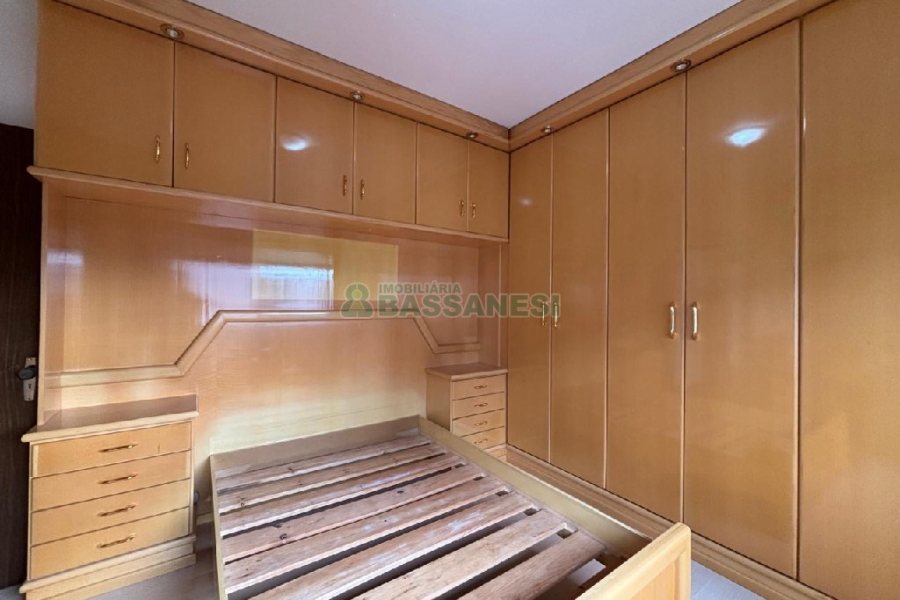 Apartamento com 91m², 3 dormitórios, 1 vaga, no bairro Panazzolo em Caxias do Sul para Alugar