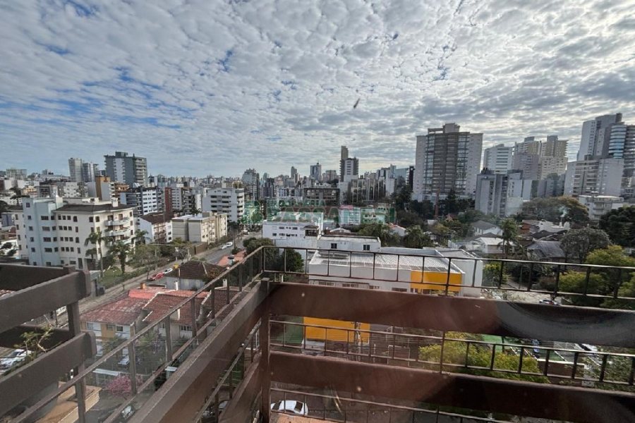 Apartamento com 91m², 3 dormitórios, 1 vaga, no bairro Panazzolo em Caxias do Sul para Alugar