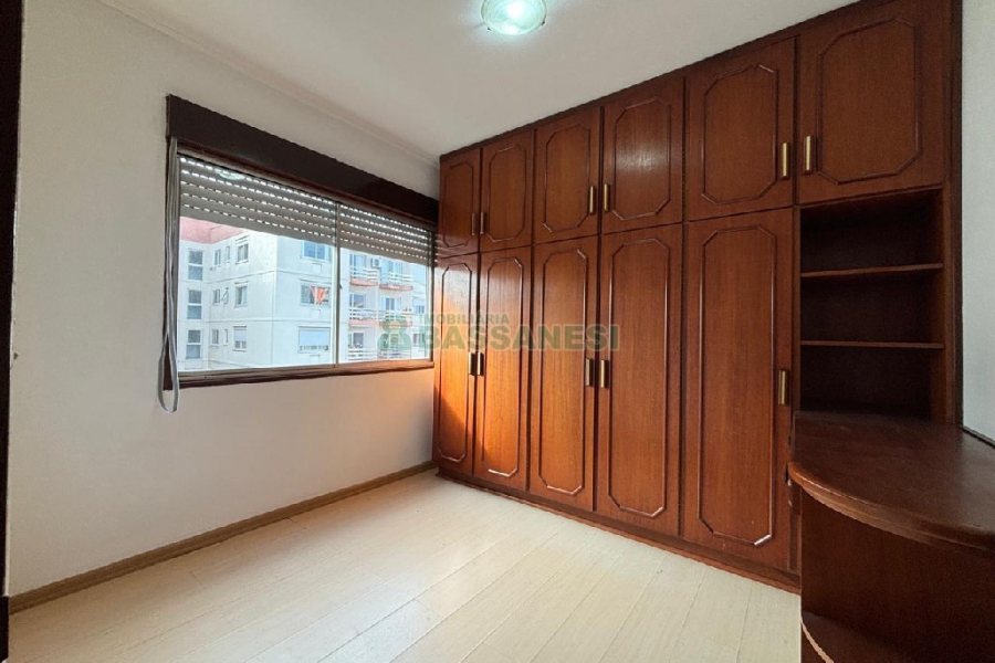 Apartamento com 91m², 3 dormitórios, 1 vaga, no bairro Panazzolo em Caxias do Sul para Alugar