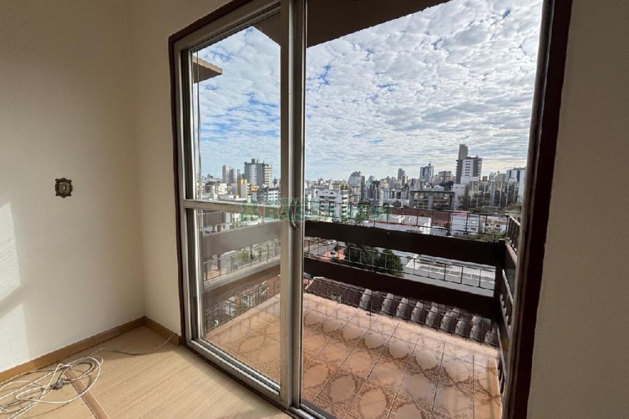Apartamento com 91m², 3 dormitórios, 1 vaga, no bairro Panazzolo em Caxias do Sul para Alugar