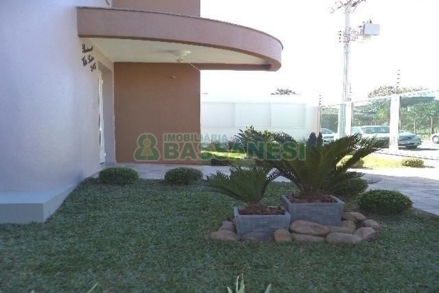 Apto Mobiliado com 37m², 1 dormitório, 1 vaga, no bairro Petrópolis em Caxias do Sul para Alugar