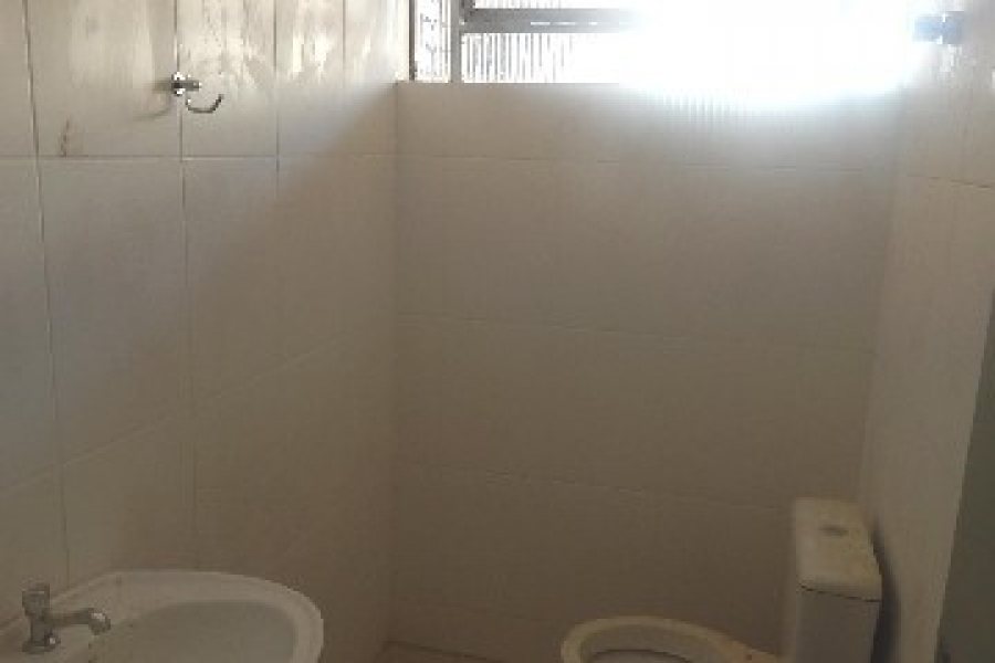 Loja com 800m², no bairro Sagrada Família em Caxias do Sul para Alugar