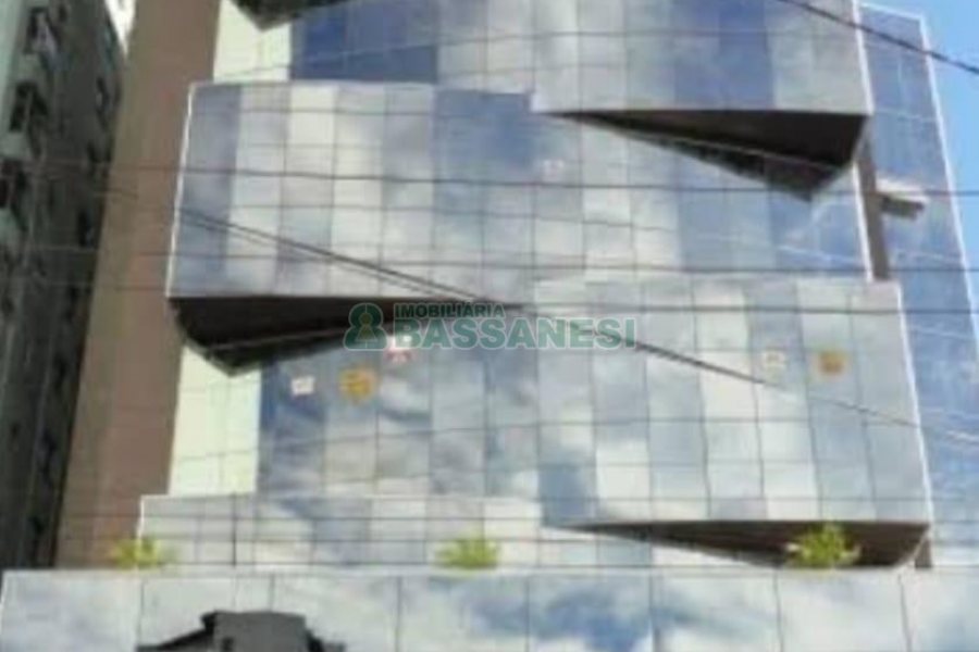 Sala com 53m², 1 vaga, no bairro Centro em Caxias do Sul para Comprar