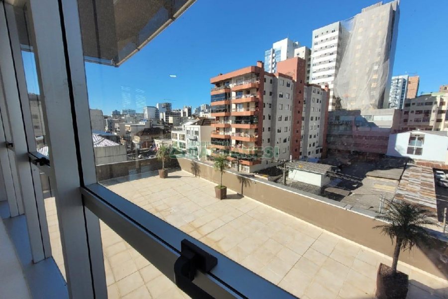 Sala com 53m², 1 vaga, no bairro Centro em Caxias do Sul para Comprar