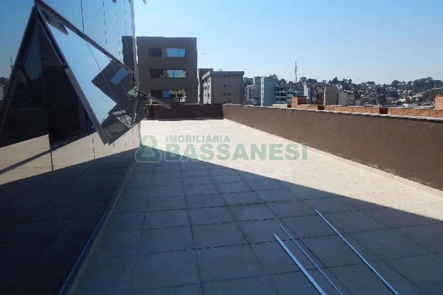 Sala com 53m², 1 vaga, no bairro Centro em Caxias do Sul para Comprar