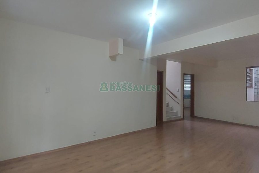 Casa Comercial com 263m², no bairro São Pelegrino em Caxias do Sul para Alugar