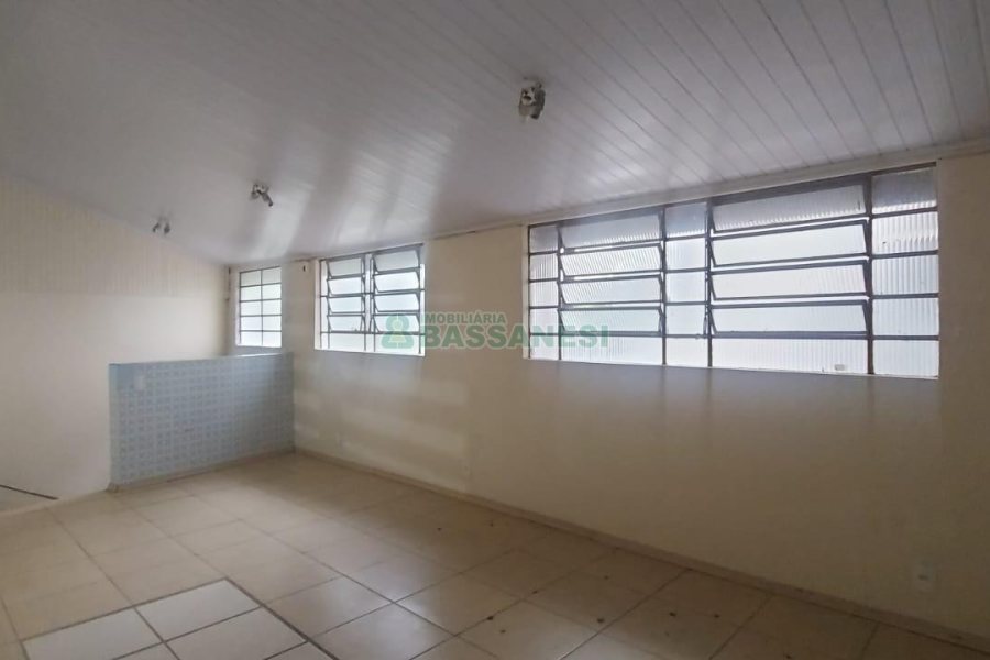 Casa Comercial com 263m², no bairro São Pelegrino em Caxias do Sul para Alugar