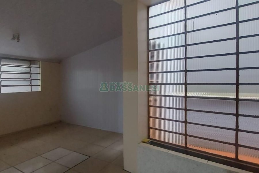 Casa Comercial com 263m², no bairro São Pelegrino em Caxias do Sul para Alugar