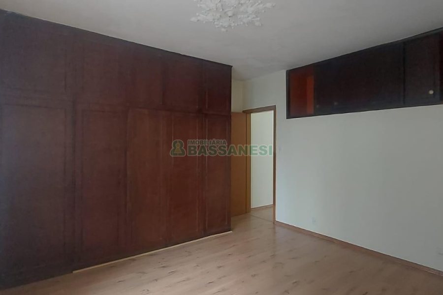 Casa Comercial com 263m², no bairro São Pelegrino em Caxias do Sul para Alugar