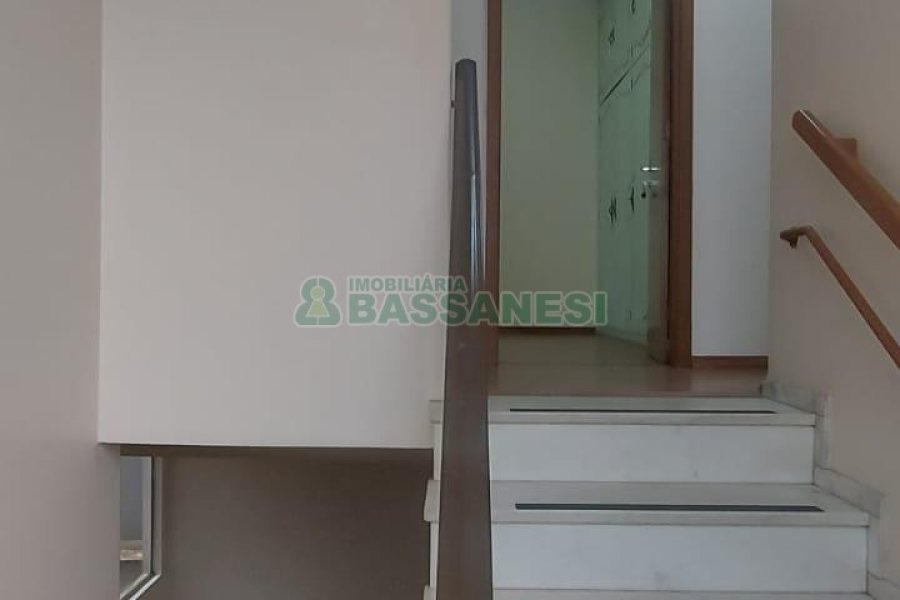 Casa Comercial com 263m², no bairro São Pelegrino em Caxias do Sul para Alugar