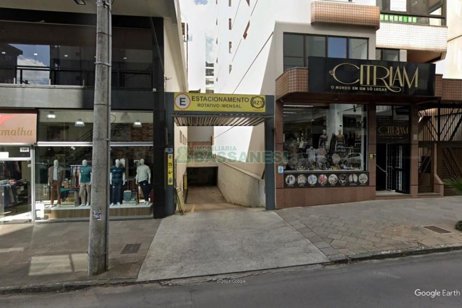 Estacionamento com 100m², no bairro São Pelegrino em Caxias do Sul para Alugar