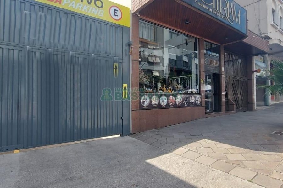 Estacionamento com 100m², no bairro São Pelegrino em Caxias do Sul para Alugar