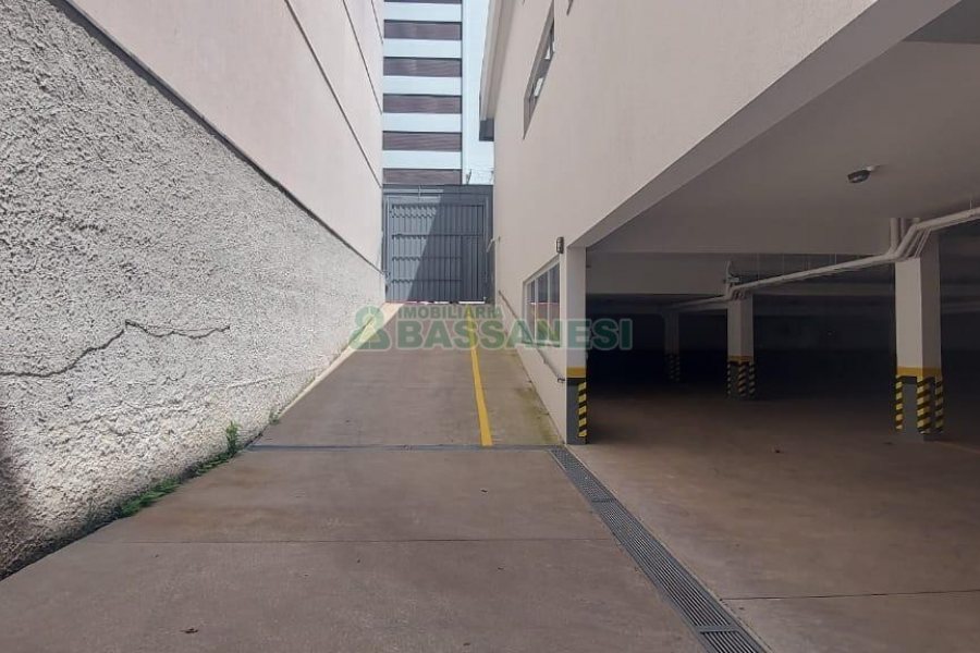 Estacionamento com 100m², no bairro São Pelegrino em Caxias do Sul para Alugar