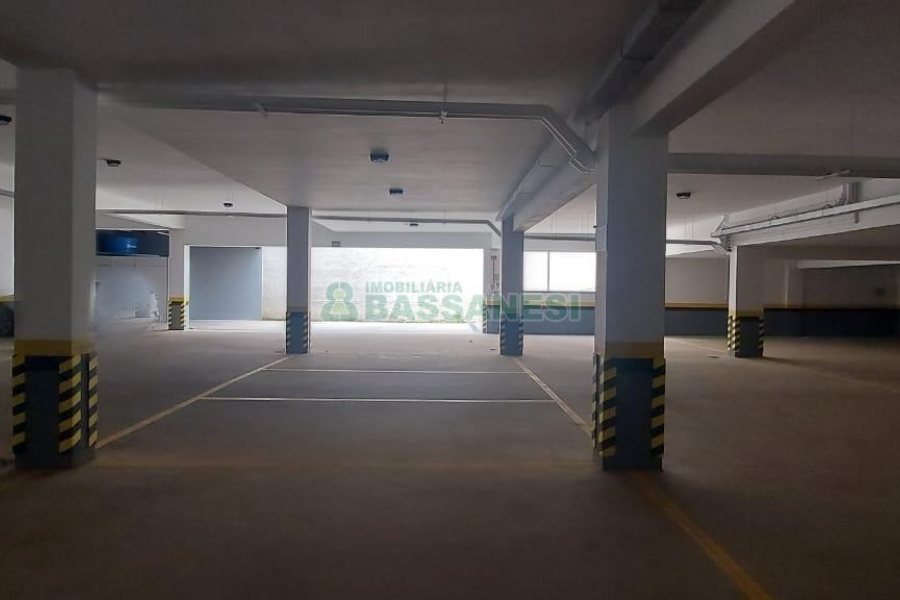 Estacionamento com 100m², no bairro São Pelegrino em Caxias do Sul para Alugar