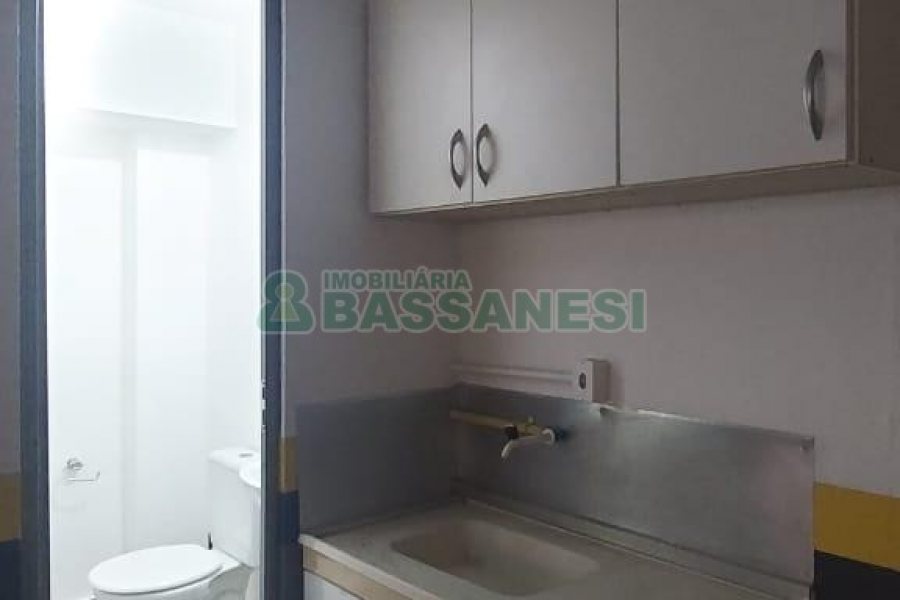 Estacionamento com 100m², no bairro São Pelegrino em Caxias do Sul para Alugar