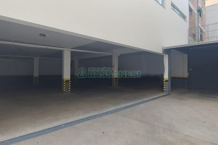 Estacionamento com 100m², no bairro São Pelegrino em Caxias do Sul para Alugar