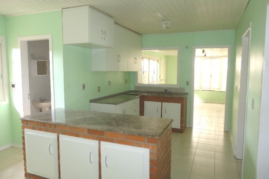 Casa com 50m², 2 dormitórios, no bairro Santa Catarina em Caxias do Sul para Comprar