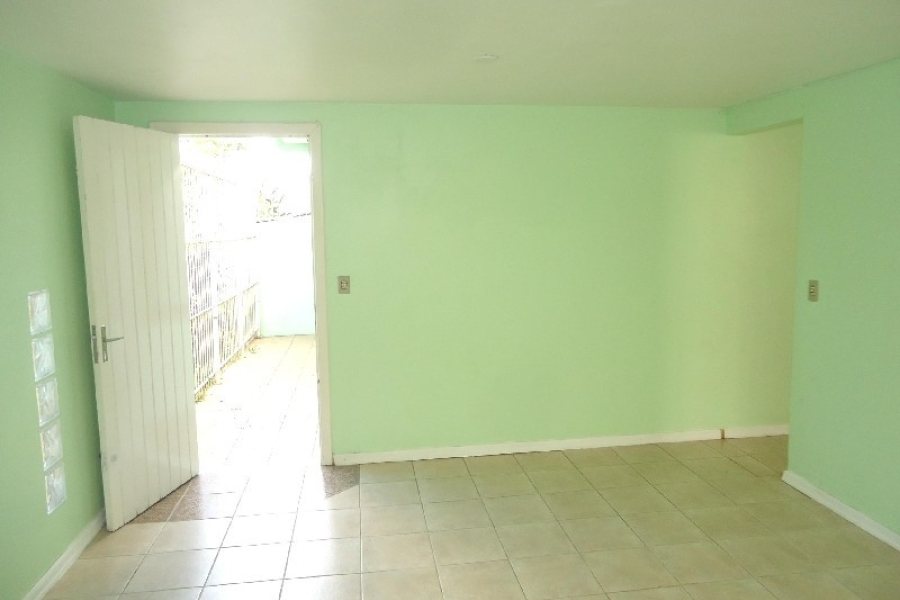 Casa com 50m², 2 dormitórios, no bairro Santa Catarina em Caxias do Sul para Comprar