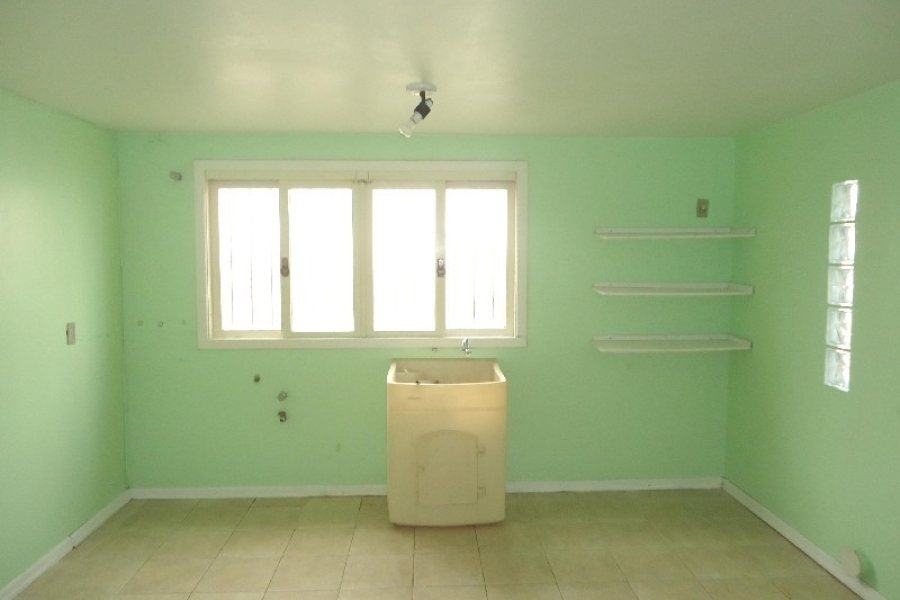 Casa com 50m², 2 dormitórios, no bairro Santa Catarina em Caxias do Sul para Comprar