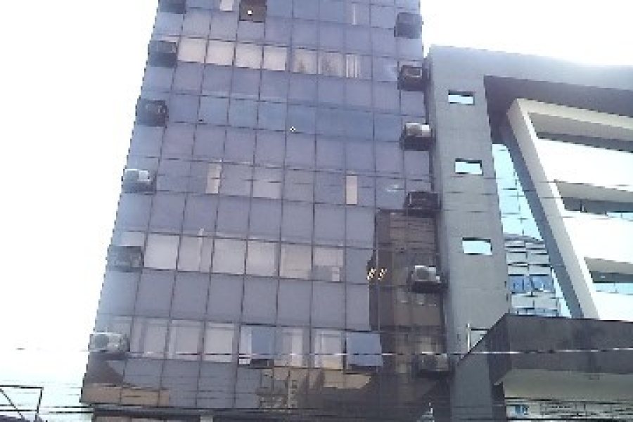 Sala com 52m², no bairro Centro em Caxias do Sul para Comprar