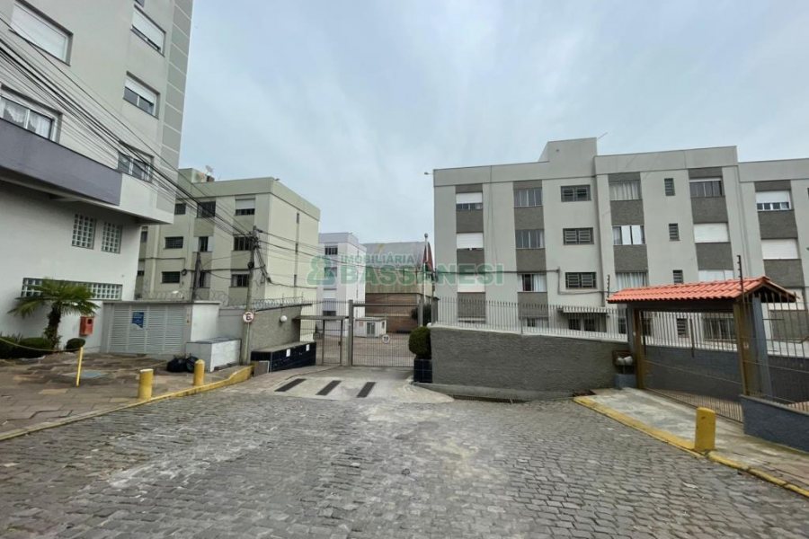 Apartamento com 68m², 2 dormitórios, 1 vaga, no bairro Rio Branco em Caxias do Sul para Comprar