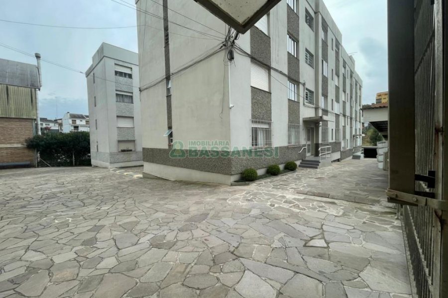 Apartamento com 68m², 2 dormitórios, 1 vaga, no bairro Rio Branco em Caxias do Sul para Comprar