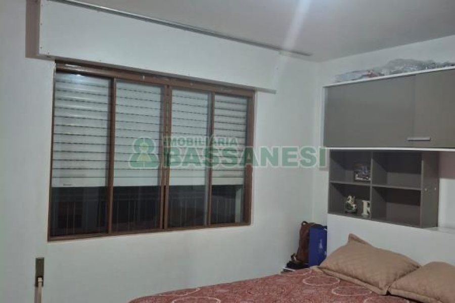 Apartamento com 68m², 2 dormitórios, 1 vaga, no bairro Rio Branco em Caxias do Sul para Comprar