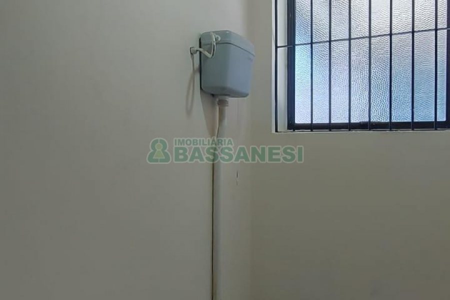 Pavilhão com 280m², no bairro Santa Catarina em Caxias do Sul para Alugar