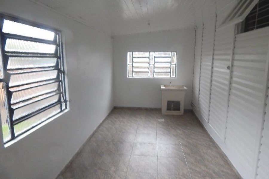 Casa com 75m², 3 dormitórios, no bairro Panazzolo em Caxias do Sul para Alugar