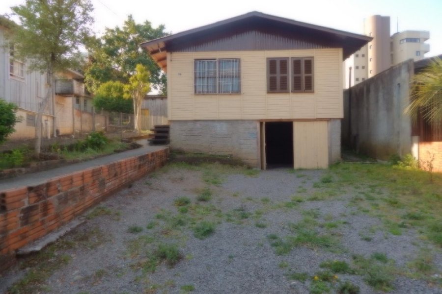 Casa com 75m², 3 dormitórios, no bairro Panazzolo em Caxias do Sul para Alugar