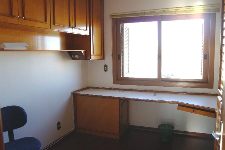 Apto/Cobertura com 173m², 3 dormitórios, 2 vagas, no bairro Pio X em Caxias do Sul para Alugar