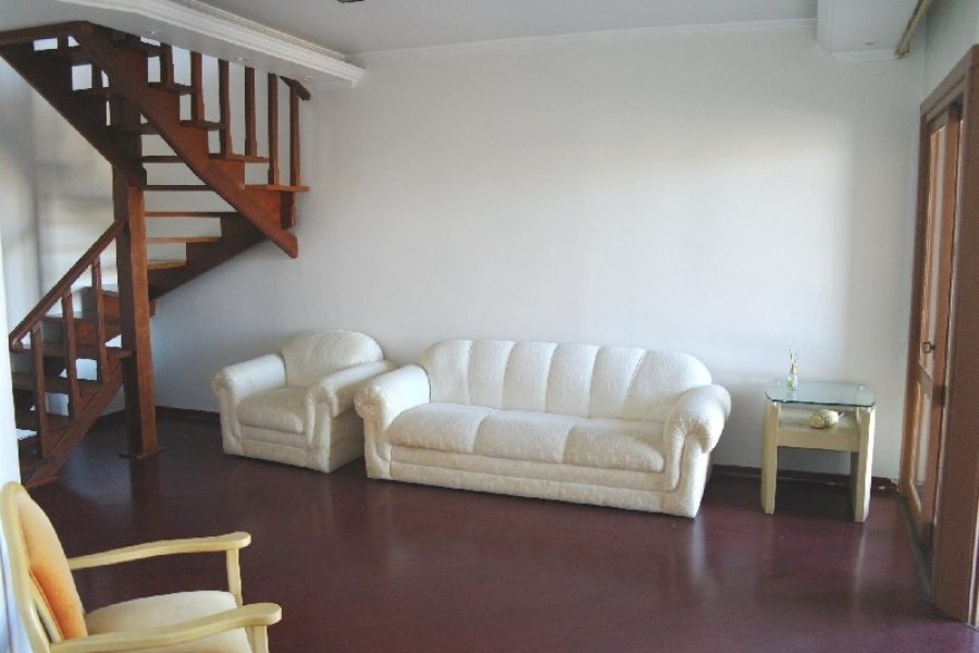 Apto/Cobertura com 173m², 3 dormitórios, 2 vagas, no bairro Pio X em Caxias do Sul para Alugar