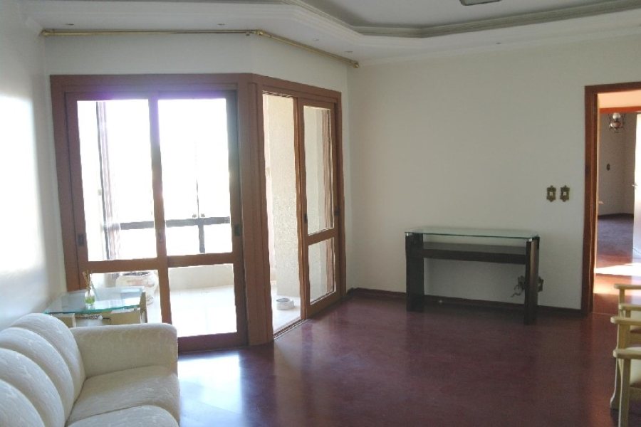 Apto/Cobertura com 173m², 3 dormitórios, 2 vagas, no bairro Pio X em Caxias do Sul para Alugar