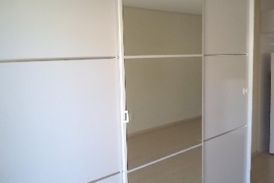 Kitinete Mobiliado com 30m², 1 dormitório, no bairro São Pelegrino em Caxias do Sul para Alugar