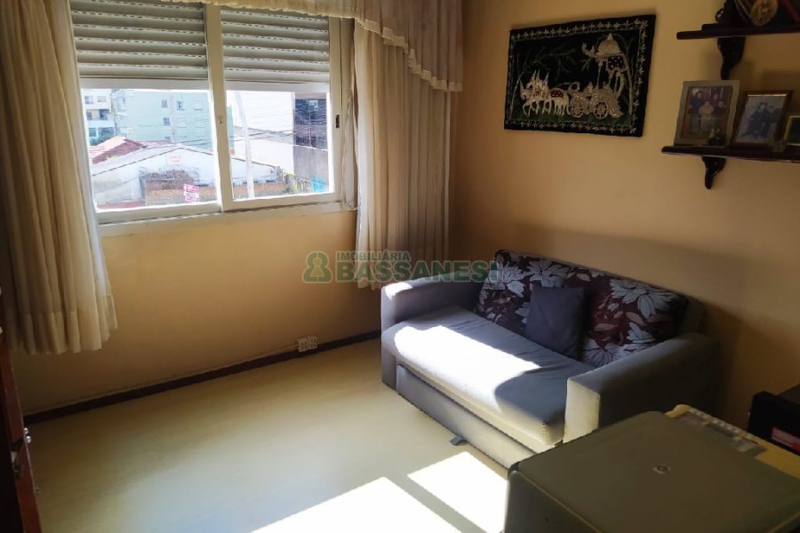 Apartamento com 128m², 3 dormitórios, 1 vaga, no bairro São Pelegrino em Caxias do Sul para Comprar