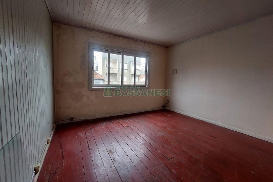 Apartamento com 135m², 3 dormitórios, no bairro Centro em Caxias do Sul para Alugar