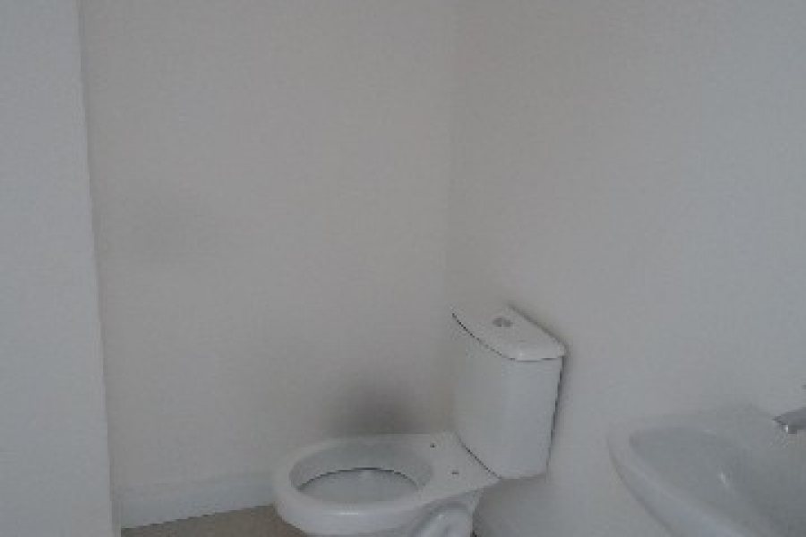 Loja com 610m², no bairro Universitário em Caxias do Sul para Alugar