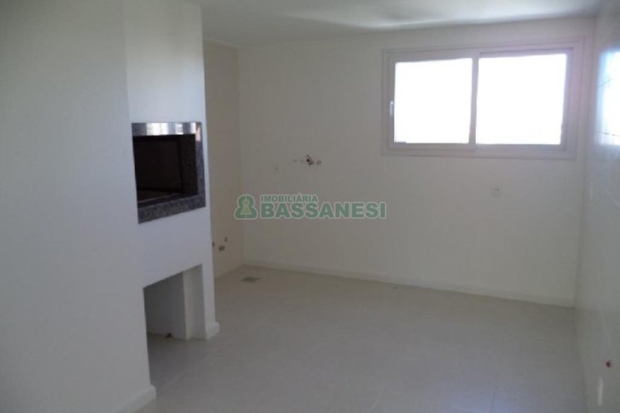 Apartamento com 97m², 2 dormitórios, 2 vagas, no bairro Panazzolo em Caxias do Sul para Comprar