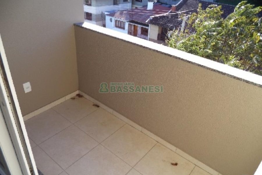 Apartamento com 97m², 2 dormitórios, 2 vagas, no bairro Panazzolo em Caxias do Sul para Comprar