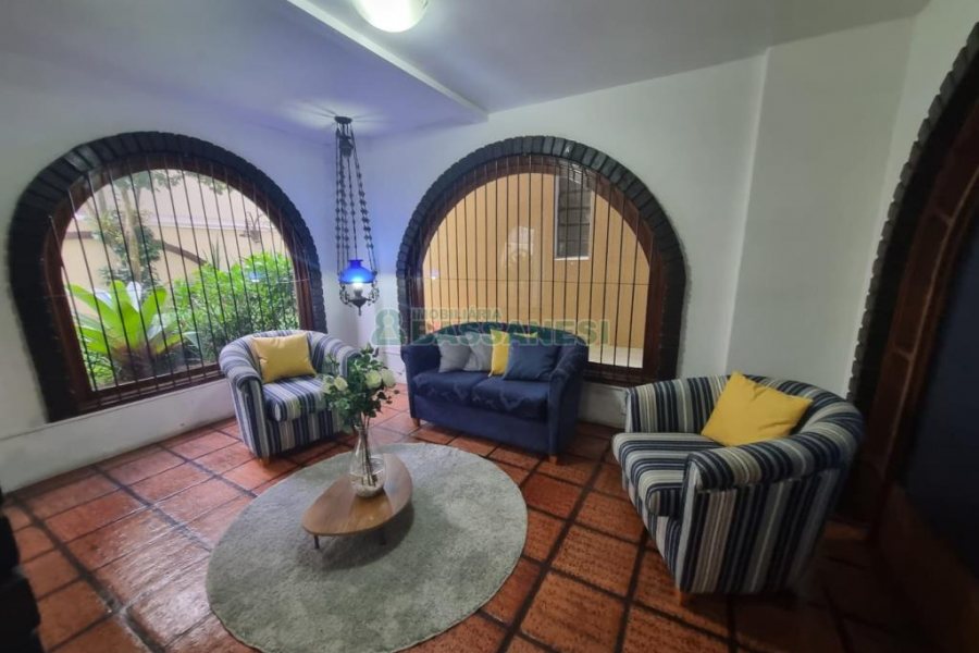 Apartamento com 112m², 3 dormitórios, 1 vaga, no bairro Centro em Caxias do Sul para Comprar