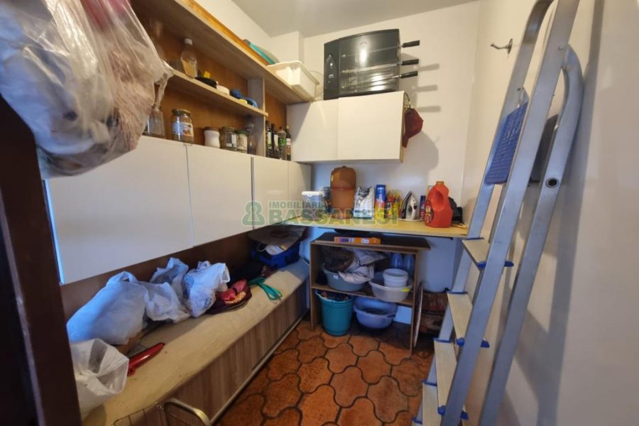 Apartamento com 112m², 3 dormitórios, 1 vaga, no bairro Centro em Caxias do Sul para Comprar