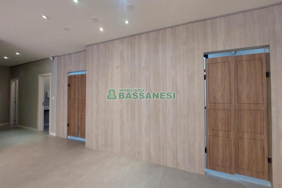 Loja com 130m², no bairro Centro em Caxias do Sul para Alugar