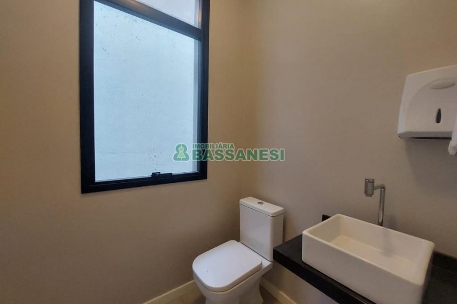 Loja com 130m², no bairro Centro em Caxias do Sul para Alugar