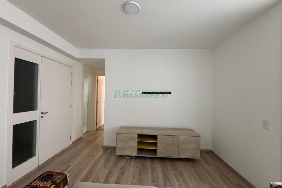 Apartamento com 112m², 3 dormitórios, 2 vagas, no bairro Cristo Redentor em Caxias do Sul para Alugar