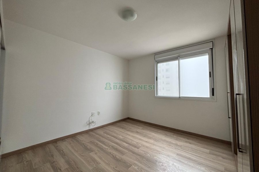 Apartamento com 112m², 3 dormitórios, 2 vagas, no bairro Cristo Redentor em Caxias do Sul para Alugar