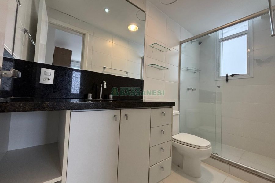 Apartamento com 112m², 3 dormitórios, 2 vagas, no bairro Cristo Redentor em Caxias do Sul para Alugar